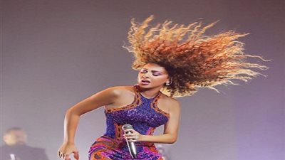 مشاجرة بالكراسي في حفل ميريام فارس (فيديو)