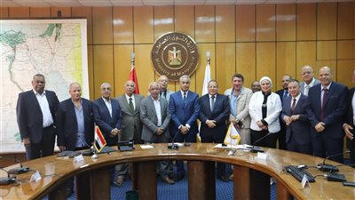 القوى العاملة: الوزارة حريصةعلى استقلالية التنظيم النقابي ودعم دوره في خدمة العمال 