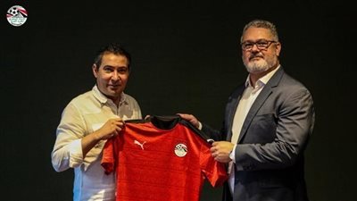 ميكالي يكشف موقف صلاح من الاولمبياد ويعلق على أزمة الشيشة 