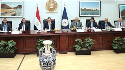 وزير السياحة والآثار يترأس أول اجتماع لمجلس إدارة المجلس الأعلى للآثار