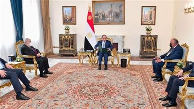 تفاصيل لقاء الرئيس السيسي ووزير الخارجية الجزائري بحضور سامح شكري