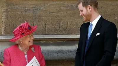 بعد وفاة الملكة إليزابيث الثانية.. هل يصر الأمير هاري على نشر مذكراته؟!