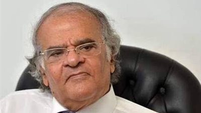 ممدوح عباس يقدم هدايا لإنقاذ الزمالك ويحل مشكلة شيكابالا 