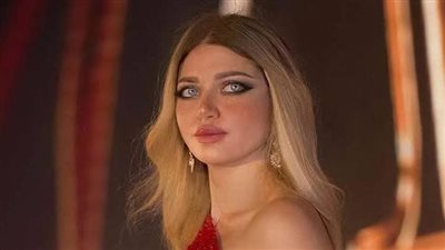 أول تعليق من ياسمين الخطيب بعد إنهاء تعاقدها مع قناة 