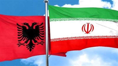 دبلوماسيون إيرانيون يحرقون وثائق قبل ساعات من مغادرتهم ألبانيا