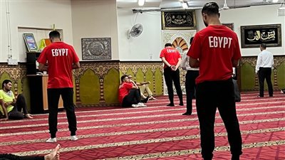 لاعبو المنتخب الأوليمبي يؤدون صلاة الجمعة فى معسكرهم بالإسكندرية