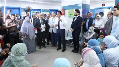 وزير الصحة يشارك في ندوة توعوية عن الصحة الإنجابية وتنظيم الأسرة بأسيوط