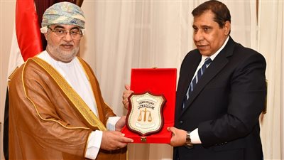المستشار عادل فهيم يستقبل نائب رئيس المحكمة العليا بعمان 