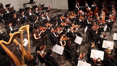 موتسارات وبيتهوفن ضيفا السيمفونى بالاسلوب الكلاسيكى