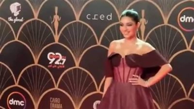 مايان السيد بفستان «سندريلا» في افتتاح «القاهرة للدراما» (صور)