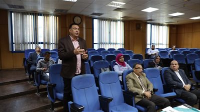 محافظ المنيا يتابع مشروعات حياة كريمة بعدد من القطاعات