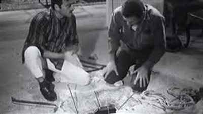 لصوص يحاولون سرقة محل من فتحة فى السقف بالمنصورة