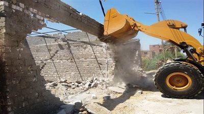 عاصفة الإزالات تنسف 295 حالة تعدي على أملاك الدولة والأراضي الزراعية بسوهاج