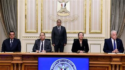 رئيس الوزراء يشهد مراسم توقيع بروتوكول لتنفيذ خدمات نظافة الشوارع بشرم الشيخ