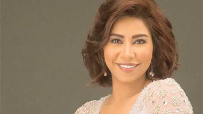 كواليس لقاء شيرين وإلهام شاهين في الإسكندرية (صور)