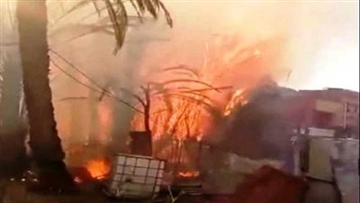 حريق هائل يلتهم منزلين ويتسبب في كارثة احتراق سيدة بسوهاج
