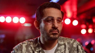 إصابة أحمد حلمي بـ 