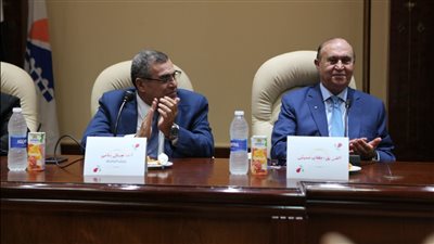 كلية التربية في جامعة 6 أكتوبر تحتفل باليوم العالمي للغة الإشارة.. صور