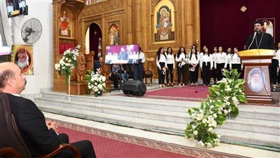 محافظ أسوان يشارك في مراسم تأبين نيافة الأنبا هدرا