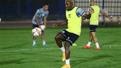  طارق العشري في ورطة بعد إصابة اجايي قبل انطلاق الموسم الجديد 