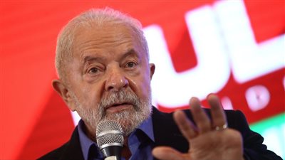 لولا يفوز في الجولة الأولى من الانتخابات الرئاسية في البرازيل