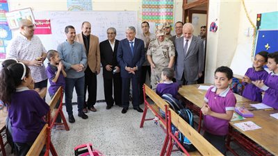 القاضي يتابع انتظام العملية التعليمية في ثاني أيام الدراسة بمختلف مدارس المنيا 