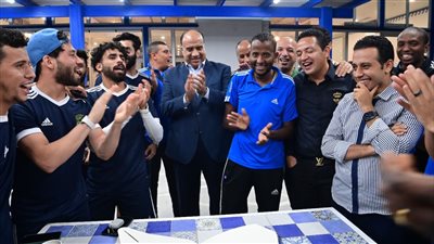 بالصور.. محمد مصيلحي يقيم مأدبة عشاء لنجوم الاتحاد والجهاز الفني 