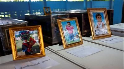 استغراق طفلة في النوم أنقذها من مذبحة تايلاند