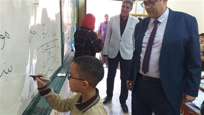 جولة مفاجئة لوكيل 