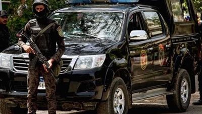 إصابة ضابط شرطة وغفير في تبادل لإطلاق النار على مسجل خطر بالفيوم