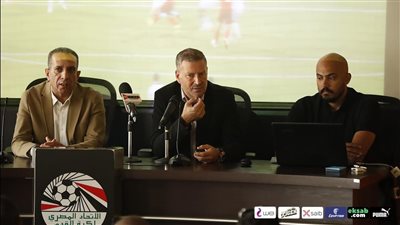 كلاتنبرج يجتمع مع مديري الكرة بالأندية والإعلاميين والمعلقين..تعرف علي السبب