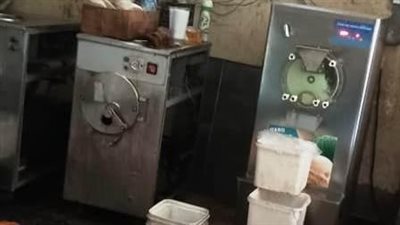 «تحت بير السلم».. ضبط مصنع آيس كريم غير مرخص فى أسوان 