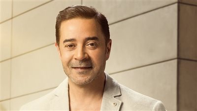 مدحت صالح يقتحم عالم الراب 