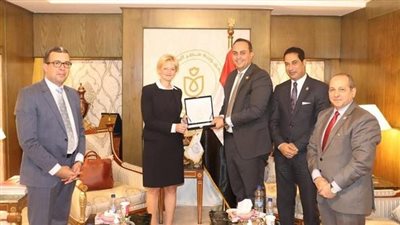 الرعاية الصحية يبحث مع منظمة تيموس الحصول على الاعتماد لمنشآت الرعاية والسياحة العلاجية