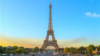 سقوط شخصين بلا مأوى هددا بتفجير محطة قطارات باريس