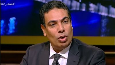 عبدالغفار: الطلاب غير القادرين يلجأون لصندوق التكافل ولا موانع من دخول الجامعة