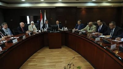 وزير النقل يستعرض مع السفير البلجيكي بالقاهرة الفرص الاستثمارية المتاحة 