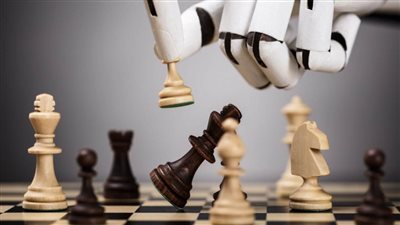 هل نهى الرسول عن لعبة الشطرنج والطاولة والسلم والثعبان؟.. أمين الفتوي يجيب