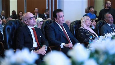 الصحة: عقد دورات تدريبية وجلسات تناظرية بين الأطباء المتخصصين بمختلف دول العالم 