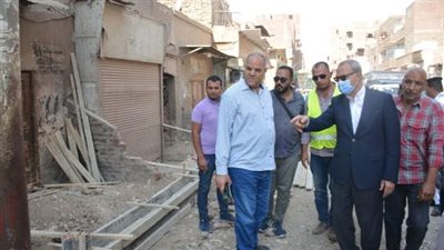 بكلفة 15 مليون جنيه.. محافظ القليوبية يتفقد أعمال رصف شارع الجمهورية بالخانكة 