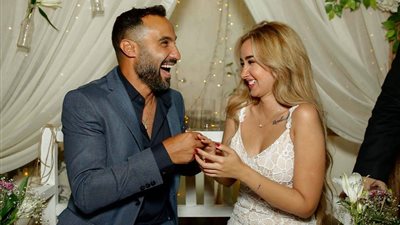 هنا الزاهد تهنئ أحمد فهمي على 