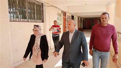 وكيل تعليم دمياط يتابع انتظام الدراسة بمدرسة شطا الإعدادية المشتركة