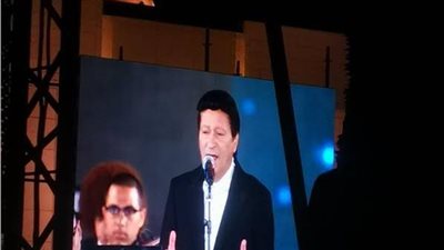 «السن يا ابني معلش».. موقف محرج لـ«محمد الحلو» في مهرجان الموسيقى العربية