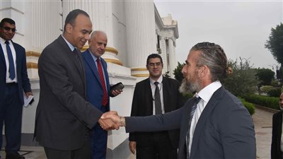 نائب محافظ المنيا يستقبل ممثل منظمة الأمم المتحدة للطفولة في مصر