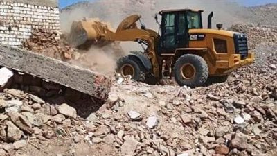 إزالة 24 حالة تعد بمنطقة السيل الريفى في مدينة أسوان 