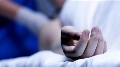 دكتورة جامعية تحاول الانتحار بعد رؤية ابنتها في مشهد صادم 