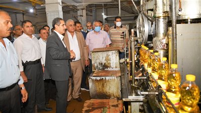تفاصيل جولة محافظ الغربية بمصانع الغزل ومصانع الزيوت والصابون بطنطا