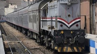 مصرع طالب أسفل عجلات قطار الصعيد بالمنيا