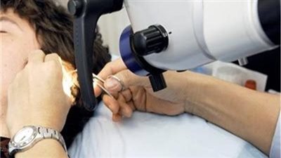 تضامن المنيا تسلم 32 جهاز تعويضي وسماعة طبية للمرضى غير القادرين