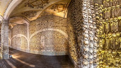 ماذا تعلم عن كنيسة الموت البرتغالية؟